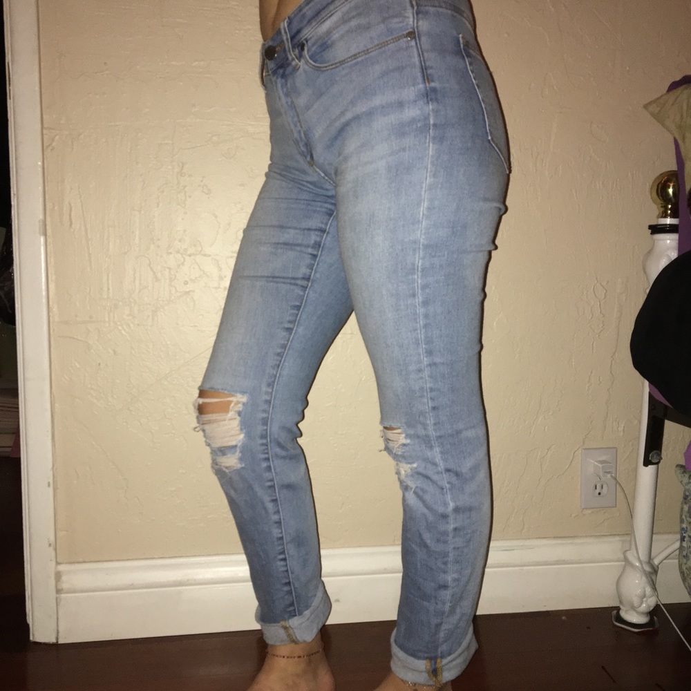 high waisted jeans ‼️